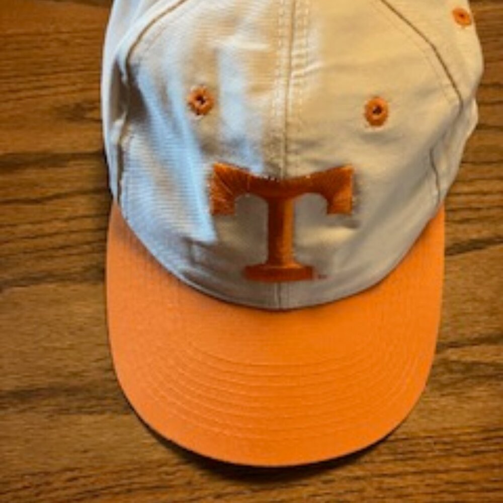 Vintage Top of the World Tennessee Fitted Ball Cap with Logos  Size  7 1/4